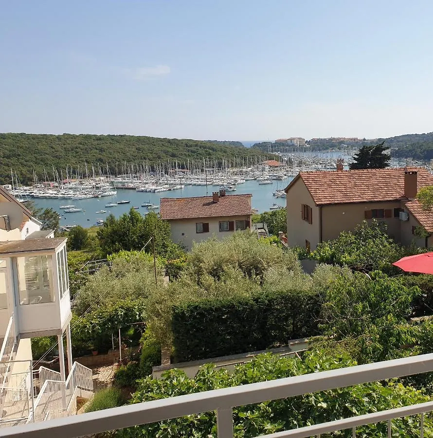 Mediterranean Chill And Grill Apartment Pula