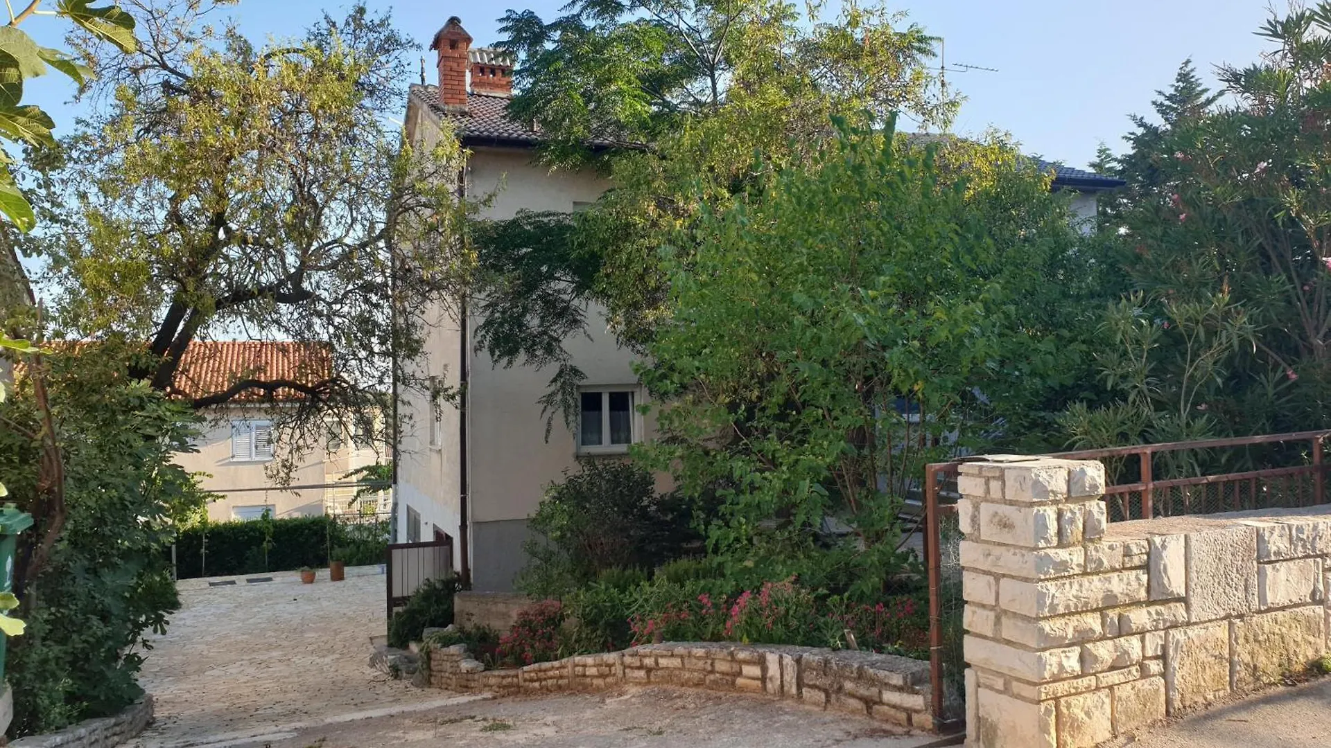 Mediterranean Chill And Grill Apartment Pula