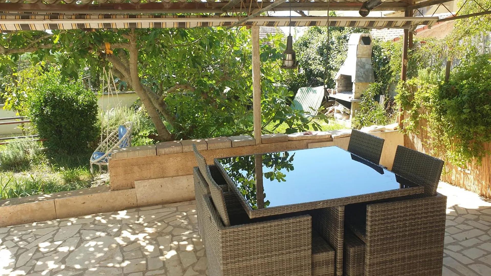 Mediterranean Chill And Grill Apartment Pula