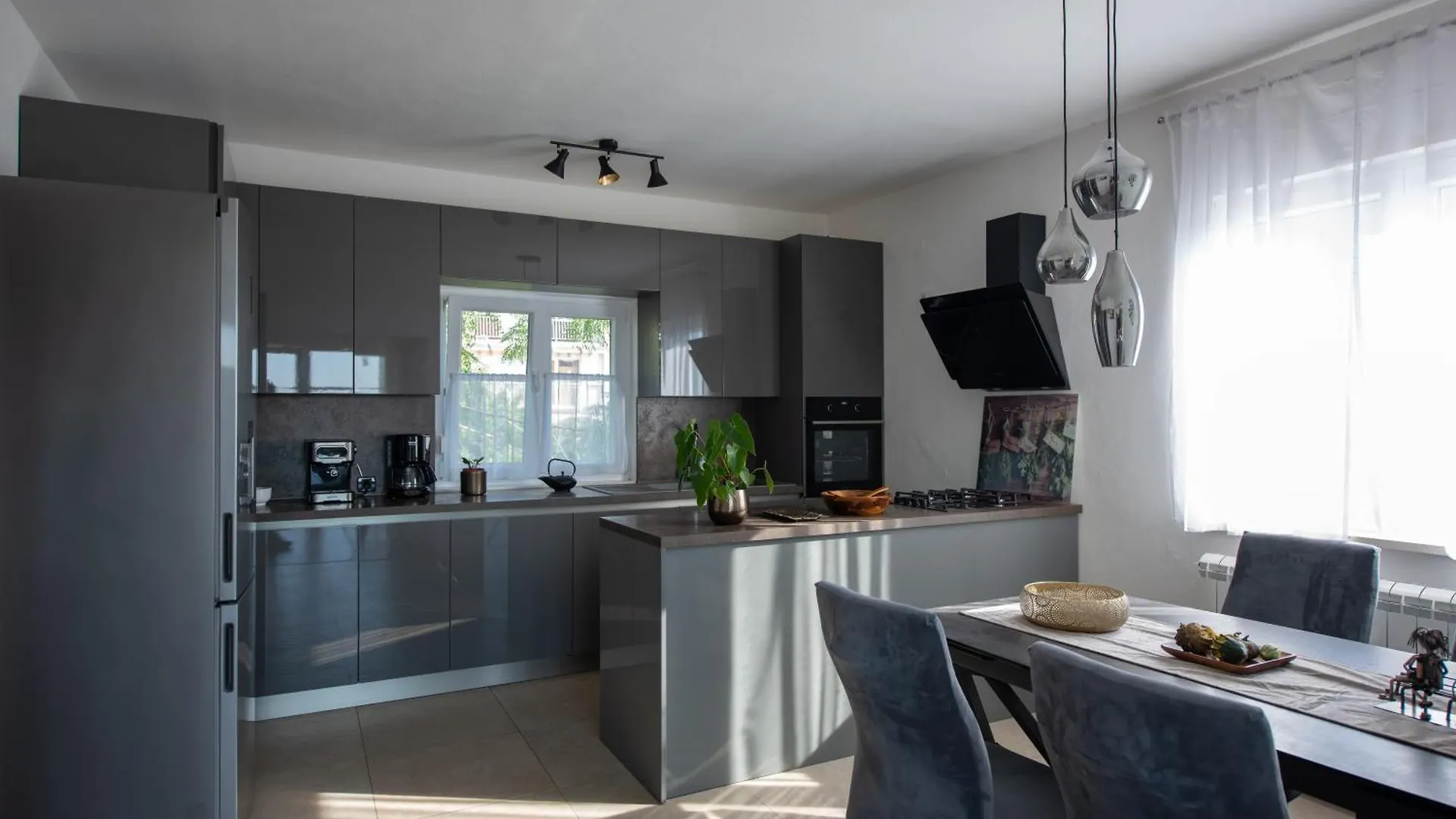 Mediterranean Chill And Grill Apartment Pula