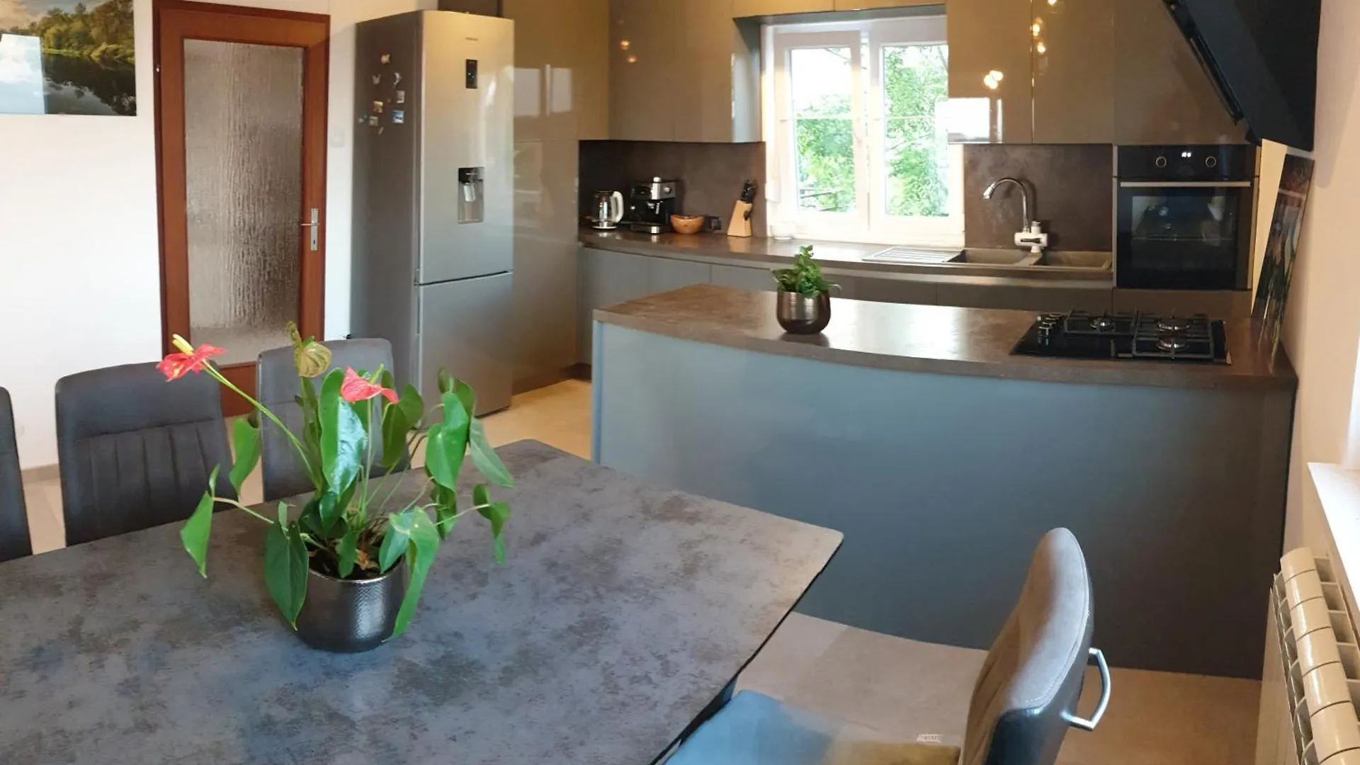 Mediterranean Chill And Grill Apartment Pula Croatia