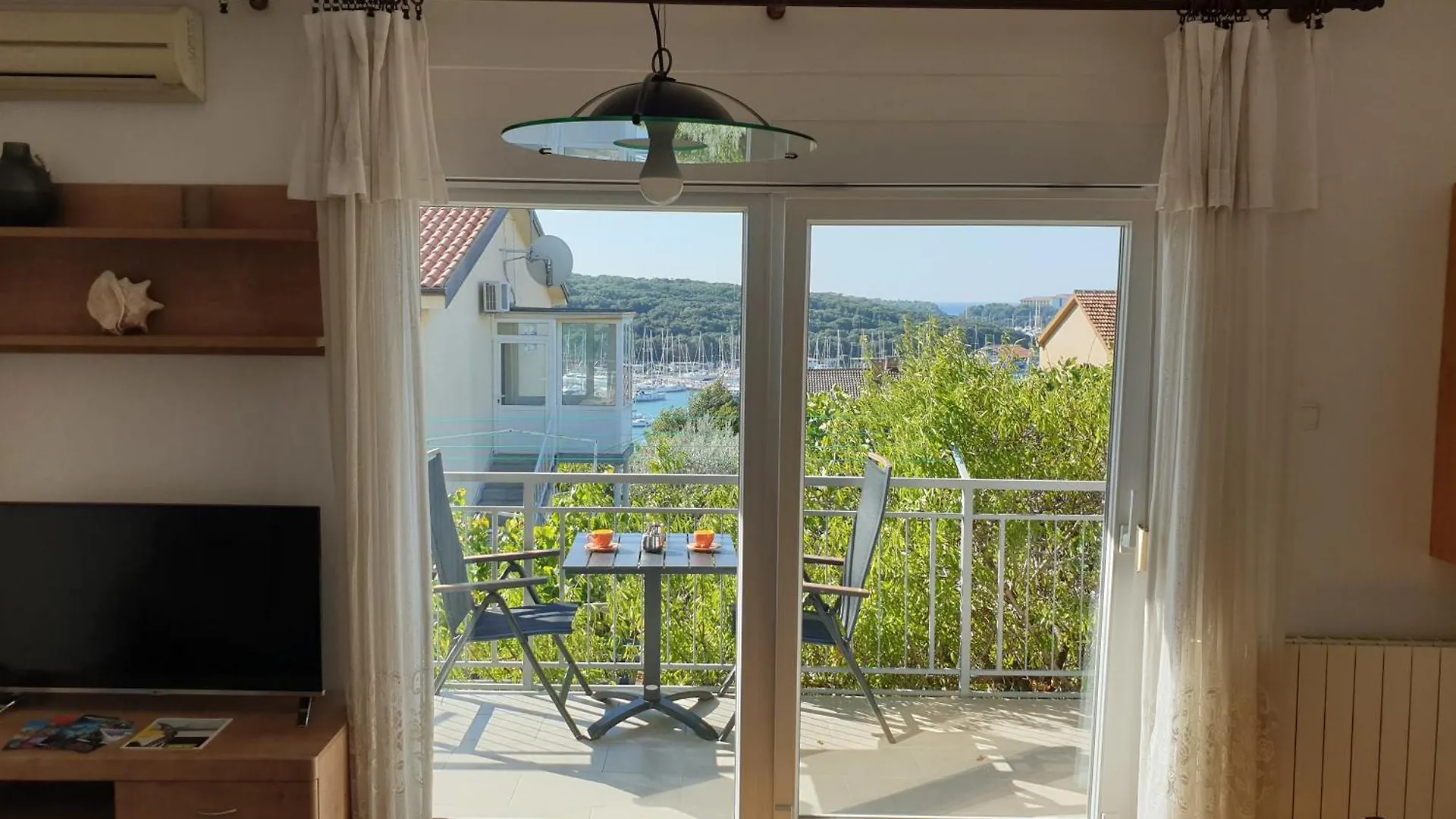 Daire Mediterranean Chill And Grill With See View Pula Hırvatistan